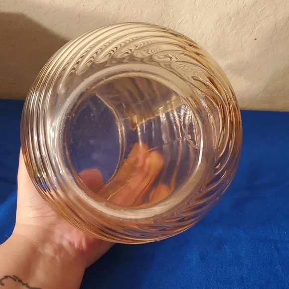 Manhattan Depression Glass Pink Water Tilt Pitcher by Anchor Hocking 80 oz. - Picture 8 of 8